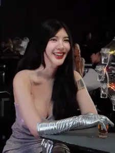 Jeedjad Jeedjad vk แจกวาร์ป จี๊ดจ๊าด วีเค สาวหมวย ตรงสเป็ก SEX CREATOR