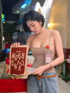 Yujin Warunee ยูว์จิน วารุณี พันธุ์สิน ภาพโปรไฟล์ 2