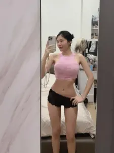 Yujin Warunee ยูว์จิน วารุณี พันธุ์สิน ภาพโปรไฟล์ 55