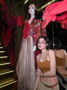 Yujin Warunee ยูว์จิน วารุณี พันธุ์สิน ภาพโปรไฟล์ 58
