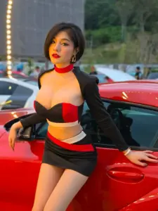Yujin Warunee ยูว์จิน วารุณี พันธุ์สิน ภาพโปรไฟล์ 6