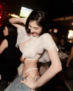 Yujin Warunee ยูว์จิน วารุณี พันธุ์สิน ภาพโปรไฟล์ 9